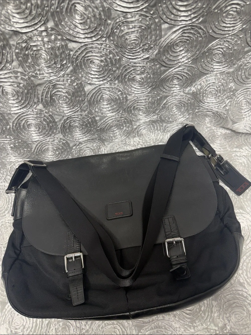 Tumi messenger bag